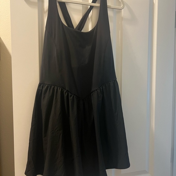 Halara Active Dress - Picture 2 of 4